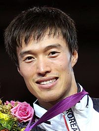 https://upload.wikimedia.org/wikipedia/commons/thumb/5/5c/Won_Woo-Young.jpg/200px-Won_Woo-Young.jpg