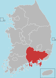 https://upload.wikimedia.org/wikipedia/commons/thumb/9/9b/South_Korea-South_Gyeongsang.svg/227px-South_Korea-South_Gyeongsang.svg.png