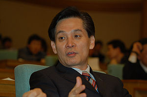 https://upload.wikimedia.org/wikipedia/ko/thumb/4/4b/KONGSUNGJIN2009.jpg/300px-KONGSUNGJIN2009.jpg