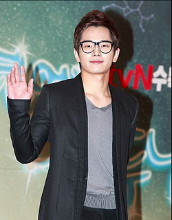 https://upload.wikimedia.org/wikipedia/commons/thumb/0/0e/On_Joo-wan_from_acrofan.jpg/250px-On_Joo-wan_from_acrofan.jpg
