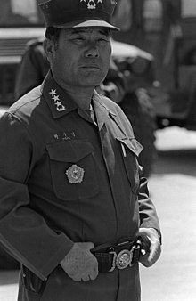 https://upload.wikimedia.org/wikipedia/commons/thumb/1/10/DN-SN-89-05017_Lieutenant_General_%28LGEN%29_Park_Koo_II.jpeg/220px-DN-SN-89-05017_Lieutenant_General_%28LGEN%29_Park_Koo_II.jpeg