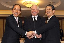 https://upload.wikimedia.org/wikipedia/commons/thumb/1/11/South_Korea_Defense_Minister_Kim_Tae-young.jpg/220px-South_Korea_Defense_Minister_Kim_Tae-young.jpg