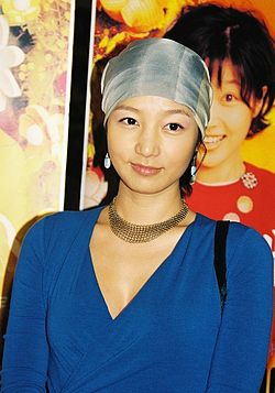 https://upload.wikimedia.org/wikipedia/commons/thumb/1/16/Jang_Jin-young_in_2002.jpg/250px-Jang_Jin-young_in_2002.jpg