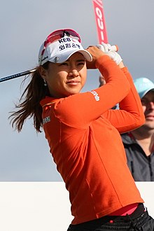 https://upload.wikimedia.org/wikipedia/commons/thumb/2/2c/2013_Women%27s_British_Open_%E2%80%93_Park_Hee-Young_%284%29.jpg/220px-2013_Women%27s_British_Open_%E2%80%93_Park_Hee-Young_%284%29.jpg