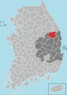 https://upload.wikimedia.org/wikipedia/commons/thumb/3/36/North_Gyeongsang-Bonghwa.svg/227px-North_Gyeongsang-Bonghwa.svg.png