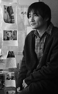 https://upload.wikimedia.org/wikipedia/commons/thumb/3/38/Kim_Yeon-su.jpg/198px-Kim_Yeon-su.jpg