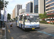 https://upload.wikimedia.org/wikipedia/commons/thumb/5/53/Busan_City_Bus_85.jpg/220px-Busan_City_Bus_85.jpg