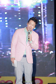 https://upload.wikimedia.org/wikipedia/commons/thumb/6/6a/Park_Joon-Hyung.jpg/220px-Park_Joon-Hyung.jpg
