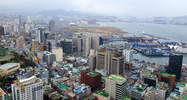 https://upload.wikimedia.org/wikipedia/commons/thumb/6/6a/View_of_Office_Buildings_from_Busan_Tower.png/270px-View_of_Office_Buildings_from_Busan_Tower.png