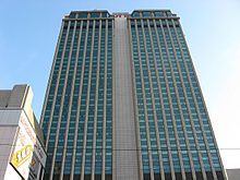 https://upload.wikimedia.org/wikipedia/commons/thumb/7/77/Lotte_Hotel_Busan.jpg/220px-Lotte_Hotel_Busan.jpg