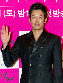 https://upload.wikimedia.org/wikipedia/commons/thumb/9/91/Choi_Philip_%28%EC%B5%9C%ED%95%84%EB%A6%BD%2CSouth_Korean_actor%29_from_acrofan.jpg/250px-Choi_Philip_%28%EC%B5%9C%ED%95%84%EB%A6%BD%2CSouth_Korean_actor%29_from_acrofan.jpg