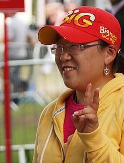 https://upload.wikimedia.org/wikipedia/commons/thumb/9/96/2009_Women%27s_British_Open_-_Jiyai_Shin_%282%29.jpg/250px-2009_Women%27s_British_Open_-_Jiyai_Shin_%282%29.jpg