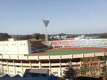 https://upload.wikimedia.org/wikipedia/commons/thumb/9/9c/Gangneung_Stadium2.jpg/220px-Gangneung_Stadium2.jpg