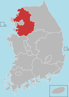 https://upload.wikimedia.org/wikipedia/commons/thumb/a/a5/South_Korea-Gyeonggi.svg/227px-South_Korea-Gyeonggi.svg.png