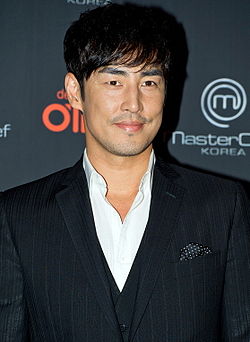 https://upload.wikimedia.org/wikipedia/commons/thumb/a/a7/Kim_Sung-soo_%28South_Korean_actor%29_from_acrofan.jpg/250px-Kim_Sung-soo_%28South_Korean_actor%29_from_acrofan.jpg