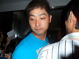 https://upload.wikimedia.org/wikipedia/commons/thumb/c/cc/Seo_Dong-wook.jpg/270px-Seo_Dong-wook.jpg
