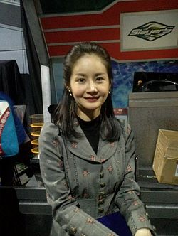 https://upload.wikimedia.org/wikipedia/commons/thumb/e/e1/Kim-ga-yeon.jpg/250px-Kim-ga-yeon.jpg