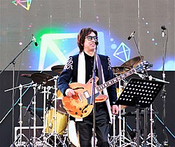 https://upload.wikimedia.org/wikipedia/commons/thumb/e/ef/Yoon_Su-Il_in_Pyoengchang.jpg/250px-Yoon_Su-Il_in_Pyoengchang.jpg