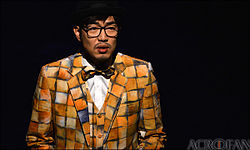 https://upload.wikimedia.org/wikipedia/commons/thumb/f/ff/Lee_Jong-Hyuk_from_acrofan.jpg/250px-Lee_Jong-Hyuk_from_acrofan.jpg